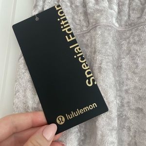 Lululemon Joggers NWT